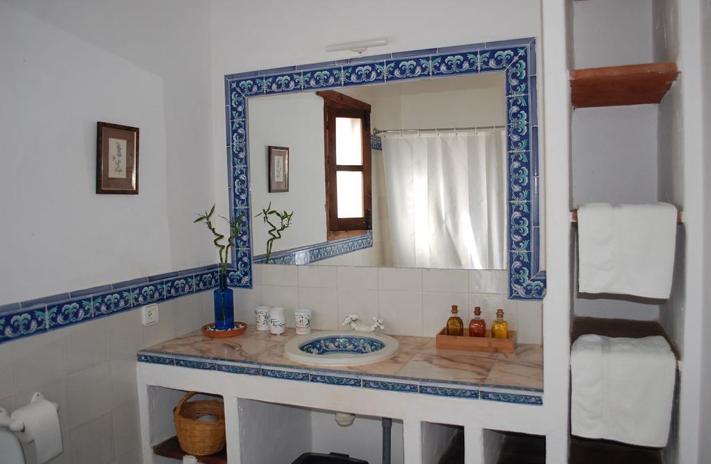 Hacienda Dos Olivos Guest House Aznalcázar Cameră foto
